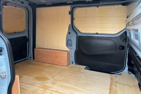 Renault Trafic SL28 Business Plus 130 ps dCi - Twin Side Loading Doors 13