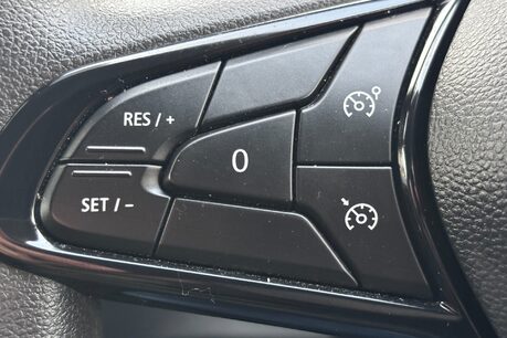 Renault Trafic SL28 Business Plus 130 ps dCi - Twin Side Loading Doors 45