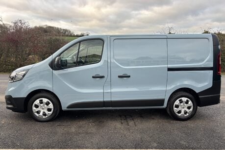 Renault Trafic SL28 Business Plus 130 ps dCi - Twin Side Loading Doors 8
