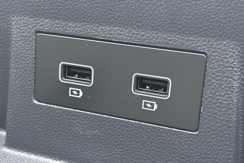 Renault Trafic SL28 Business Plus 130 ps dCi - Twin Side Loading Doors 32