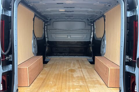 Renault Trafic SL28 Business Plus 130 ps dCi - Twin Side Loading Doors 15