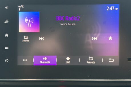 Renault Trafic SL28 Business Plus 130 ps dCi - Twin Side Loading Doors 34