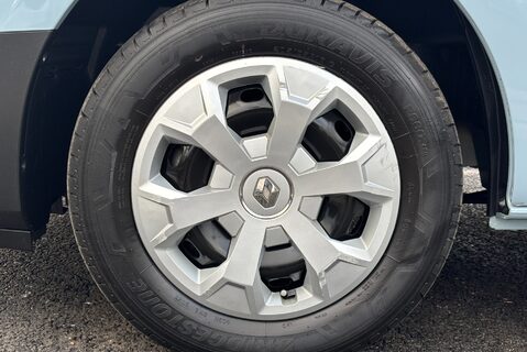 Renault Trafic SL28 Business Plus 130 ps dCi - Twin Side Loading Doors 36