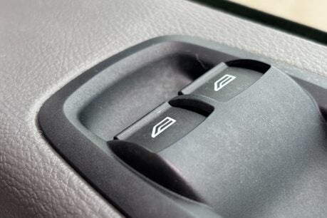 Ford Transit 350 L2 H3 130 ps Workshop Van with Air Con 48