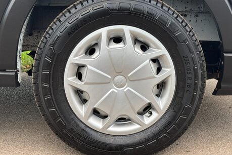 Ford Transit 350 L2 H3 130 ps Workshop Van with Air Con 39