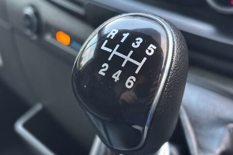 Ford Transit 350 L2 H3 130 ps Workshop Van with Air Con 38