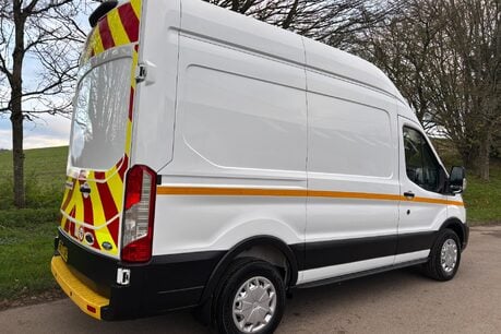 Ford Transit 350 L2 H3 130 ps Workshop Van with Air Con 3