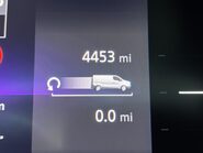 Renault Trafic LL30 Extra Sport EDC 170ps Crew Van 42