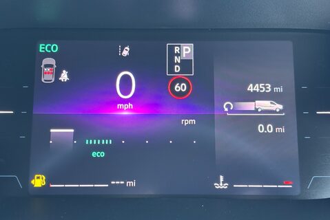 Renault Trafic LL30 Extra Sport EDC 170ps Crew Van 39