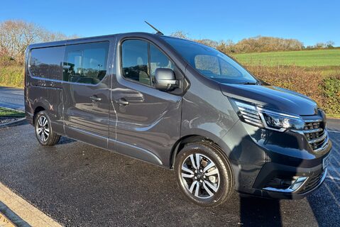 Renault Trafic LL30 Extra Sport EDC 170ps Crew Van 5