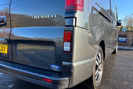 Renault Trafic LL30 Extra Sport EDC 170ps Crew Van 30