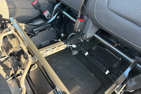 Renault Trafic LL30 Extra Sport EDC 170ps Crew Van 18