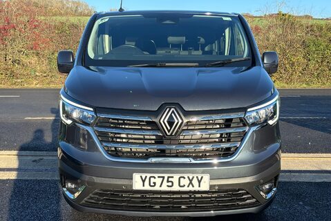 Renault Trafic LL30 Extra Sport EDC 170ps Crew Van 11