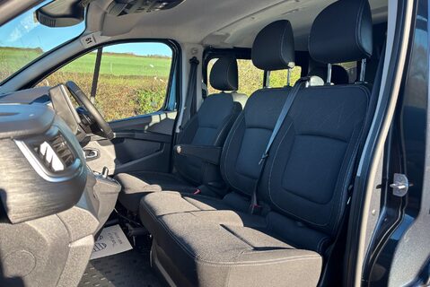 Renault Trafic LL30 Extra Sport EDC 170ps Crew Van 3