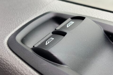 Ford Transit 350 L2 Drw 130 ps Single Cab Tipper - Air Con / Rear Camera / Cruise 36