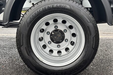 Ford Transit 350 L2 Drw 130 ps Single Cab Tipper - Air Con / Rear Camera / Cruise 37