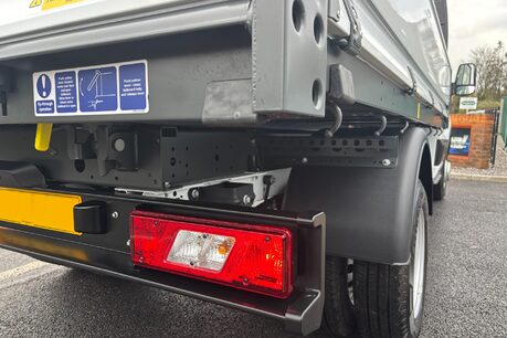 Ford Transit 350 L2 Drw 130 ps Single Cab Tipper - Air Con / Rear Camera / Cruise 25