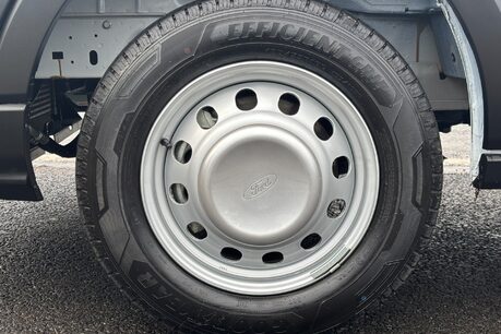 Ford Transit 350 L2 Drw 130 ps Single Cab Tipper - Air Con / Rear Camera / Cruise 36