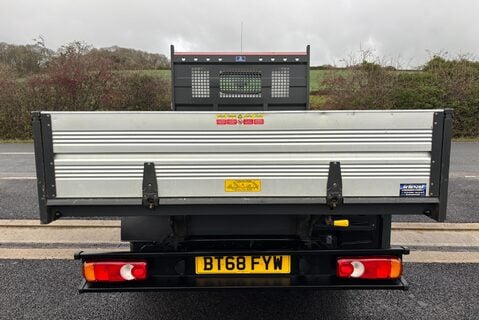 Nissan NT400 Cabstar dCi 35.13 Tipper - No VAT 12