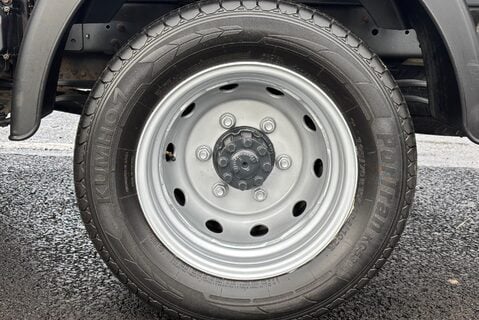 Nissan NT400 Cabstar dCi 35.13 Tipper - No VAT 32