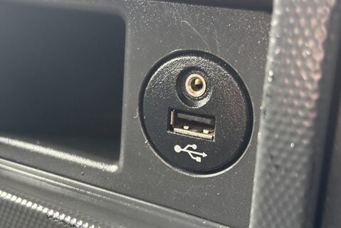 Nissan NT400 Cabstar dCi 35.13 Tipper - No VAT 27