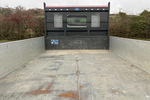 Nissan NT400 Cabstar dCi 35.13 Tipper - No VAT 13