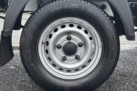 Ford Transit 350 Srw L2 Premium 130 ps Single Cab Dropside Truck - Automatic - Air Con 33