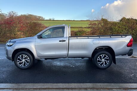 Toyota Hilux Active 4WD D-4D Single Cab Pickup - No VAT 8