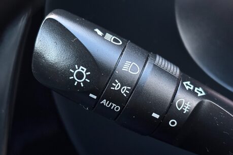 Toyota Hilux Active 4WD D-4D Single Cab Pickup - No VAT 37