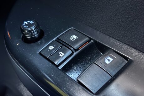 Toyota Hilux Active 4WD D-4D Single Cab Pickup - No VAT 44