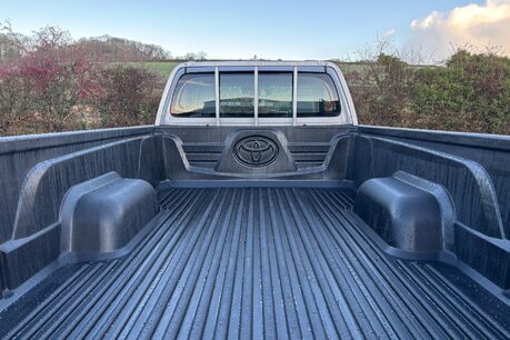 Toyota Hilux Active 4WD D-4D Single Cab Pickup - No VAT 12