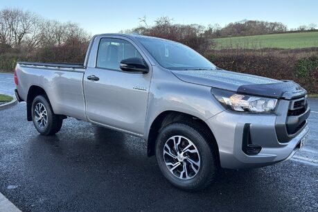 Toyota Hilux Active 4WD D-4D Single Cab Pickup - No VAT 5