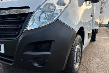 Vauxhall Movano F3500 125 ps Cdti Luton with Tail Lift & Air Con - Direct from MOD 21