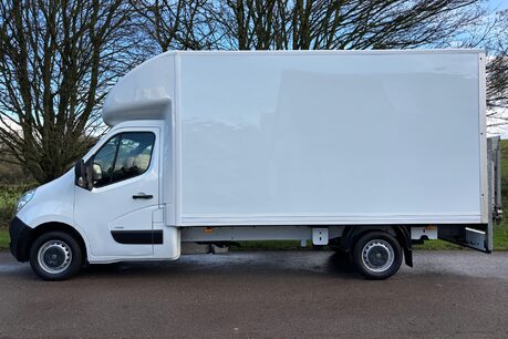 Vauxhall Movano F3500 125 ps Cdti Luton with Tail Lift & Air Con - Direct from MOD 7