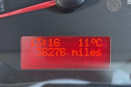 Vauxhall Movano F3500 125 ps Cdti Luton with Tail Lift & Air Con - Direct from MOD 39