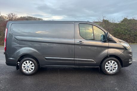Ford Transit Custom 320 L1 Limited 170 ps Panel Van - Automatic 11
