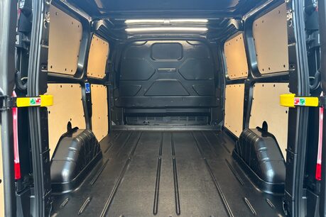 Ford Transit Custom 320 L1 Limited 170 ps Panel Van - Automatic 14
