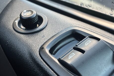 Ford Transit Custom 320 L1 Limited 170 ps Panel Van - Automatic 43