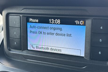 Ford Transit Courier Base Ecoboost 100 ps with Air Con / Rear Sensors 20