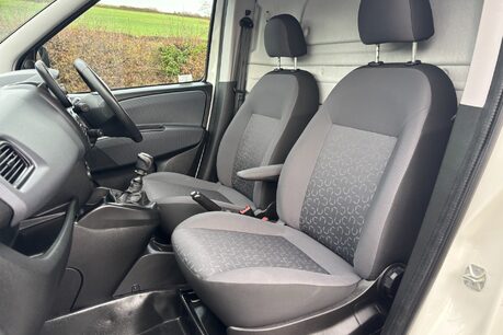 Fiat Doblo 16V Tecnico Maxi Multijet II 105 ps Panel Van 30