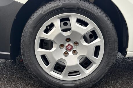 Fiat Doblo 16V Tecnico Maxi Multijet II 105 ps Panel Van 36