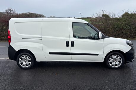 Fiat Doblo 16V Tecnico Maxi Multijet II 105 ps Panel Van 11