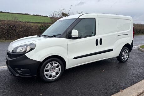 Fiat Doblo 16V Tecnico Maxi Multijet II 105 ps Panel Van 1