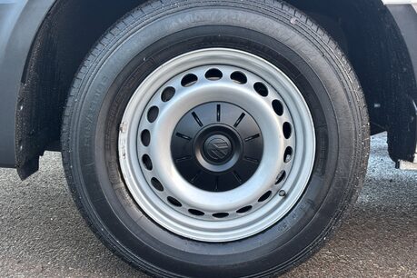Volkswagen Crafter CR35 140 ps Tdi L2 H2 Trendline Panel Van - No VAT 39