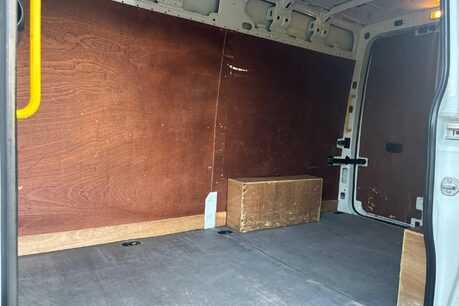 Volkswagen Crafter CR35 140 ps Tdi L2 H2 Trendline Panel Van - No VAT 10