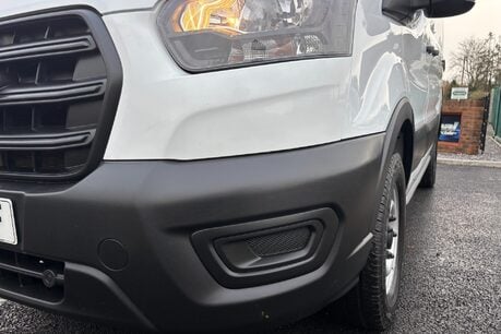 Ford Transit 350 Rwd L2 H2 130 ps Panel Van - Air Con / Rear Sensors 23