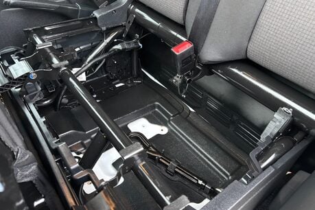 Ford Transit 350 Rwd L2 H2 130 ps Panel Van - Air Con / Rear Sensors 18