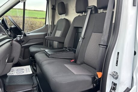 Ford Transit 350 Rwd L2 H2 130 ps Panel Van - Air Con / Rear Sensors 28