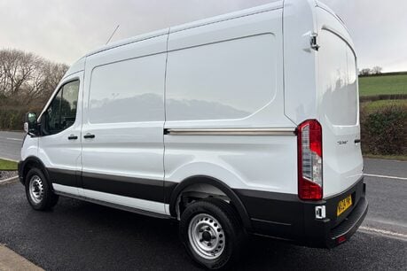 Ford Transit 350 Rwd L2 H2 130 ps Panel Van - Air Con / Rear Sensors 6