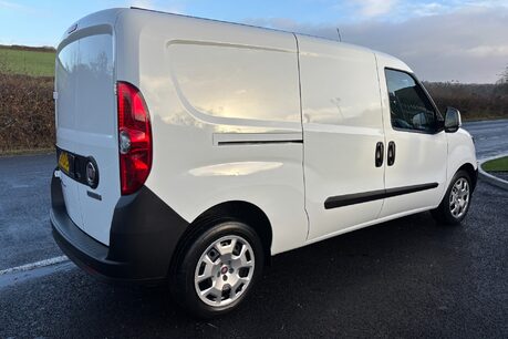 Fiat Doblo 16V Tecnico Maxi Multijet II 105 ps Panel Van 3